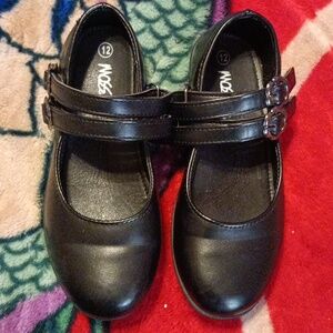 Girl dress shoes